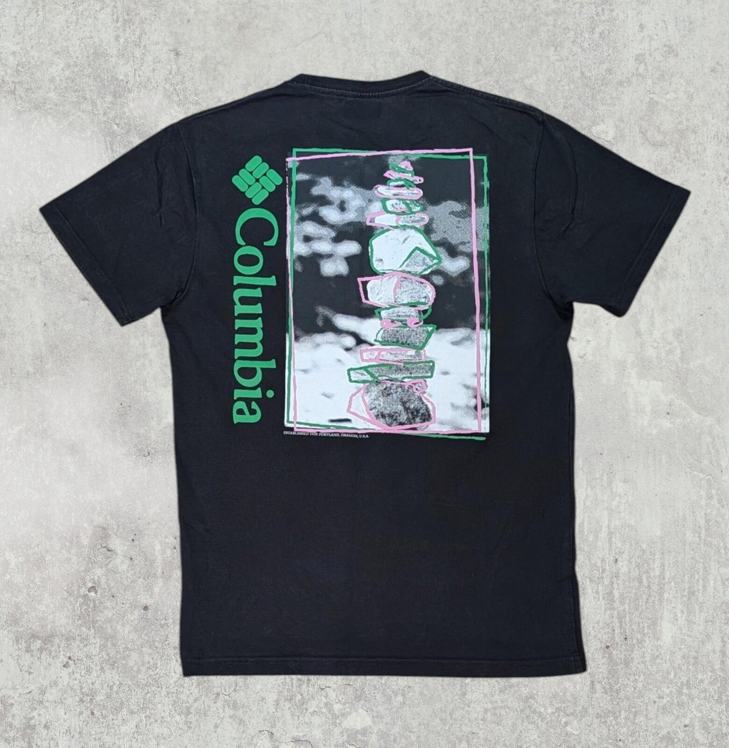 Columbia Men's T Shirt - Black - Size Small