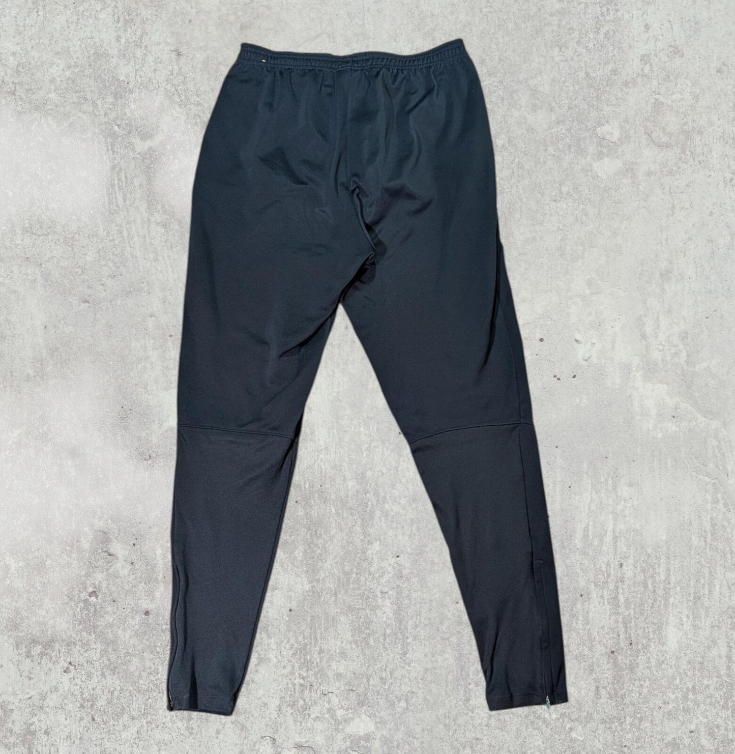 Nike Men's Therma-Fit Joggers - Black - Size Small