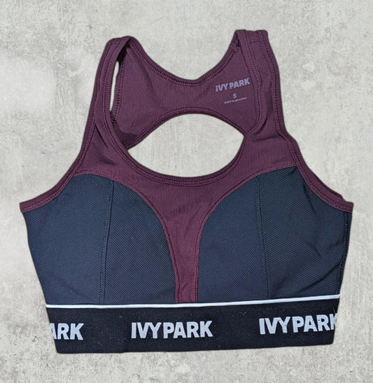 Ivy Park Women's Sports Bra - Burgundy - Size Small