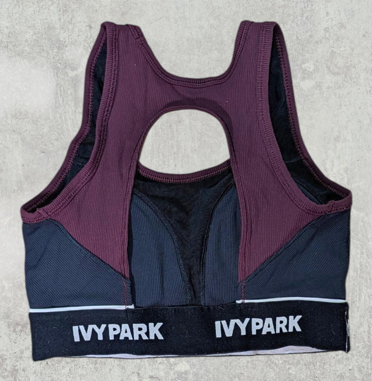 Ivy Park Women's Sports Bra - Burgundy - Size Small