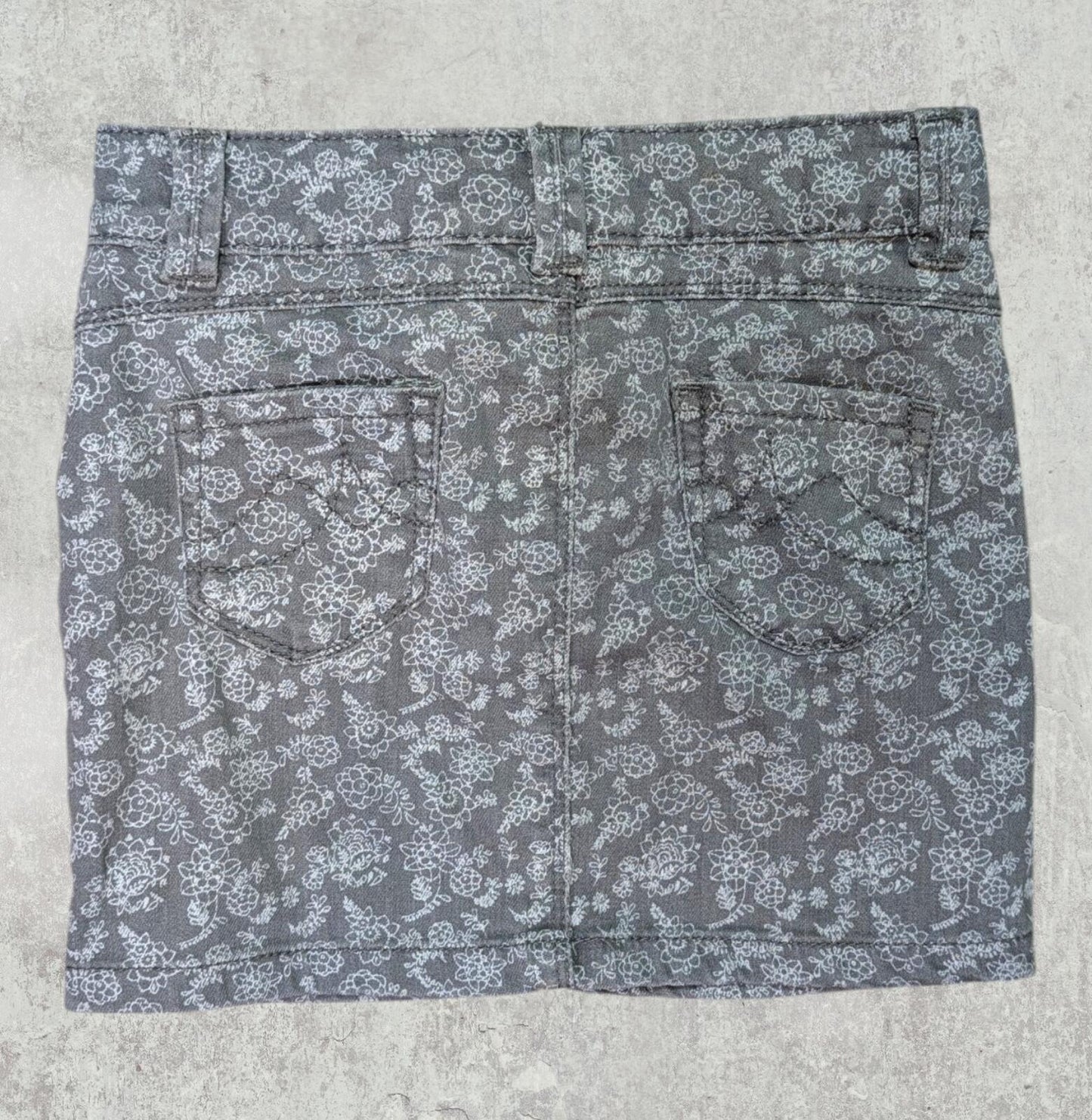 FatFace Girl's Floral Skirt - Grey - Size 4-5 Years