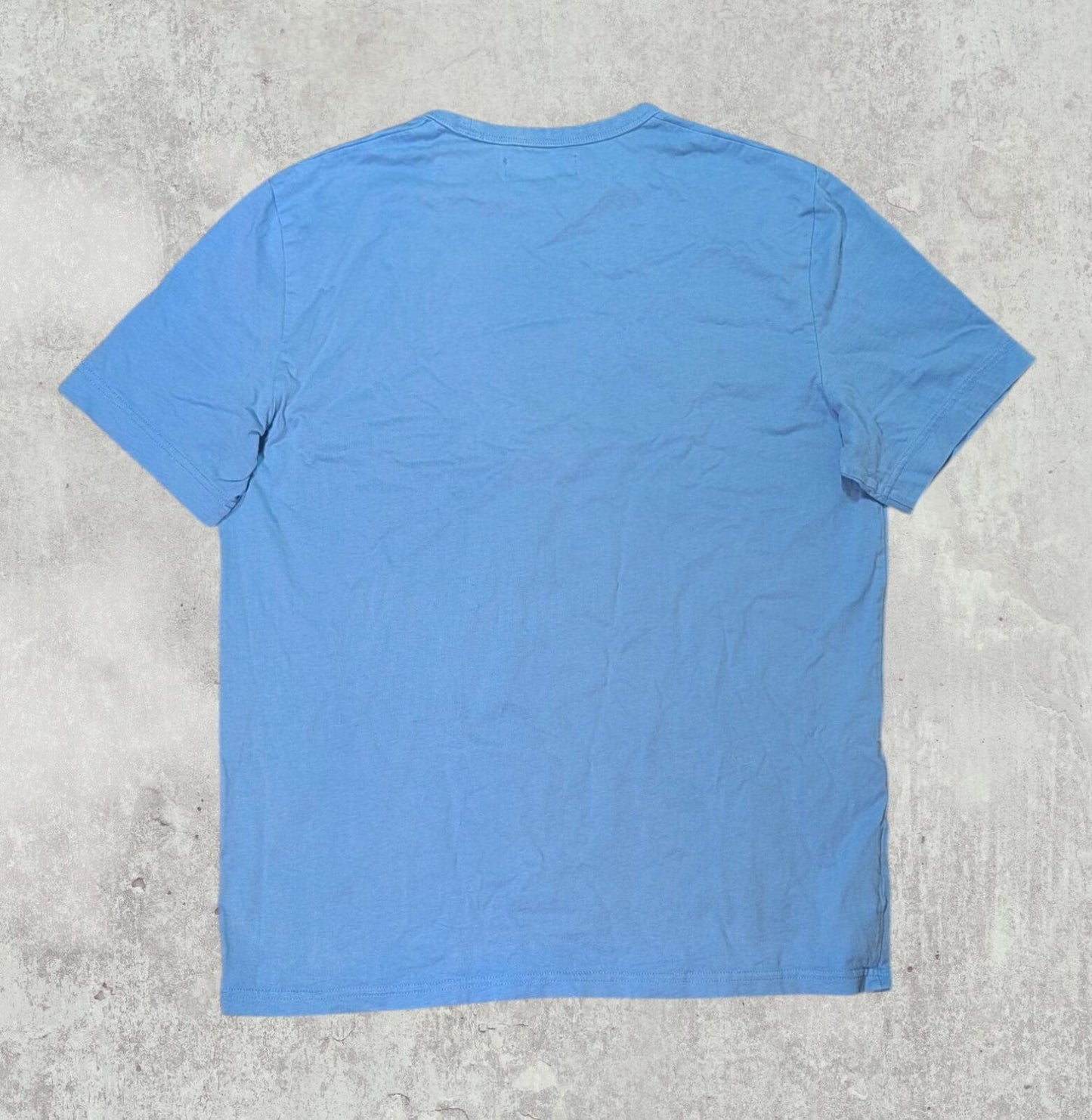 Fred Perry Men's T Shirt - Blue - Size Medium