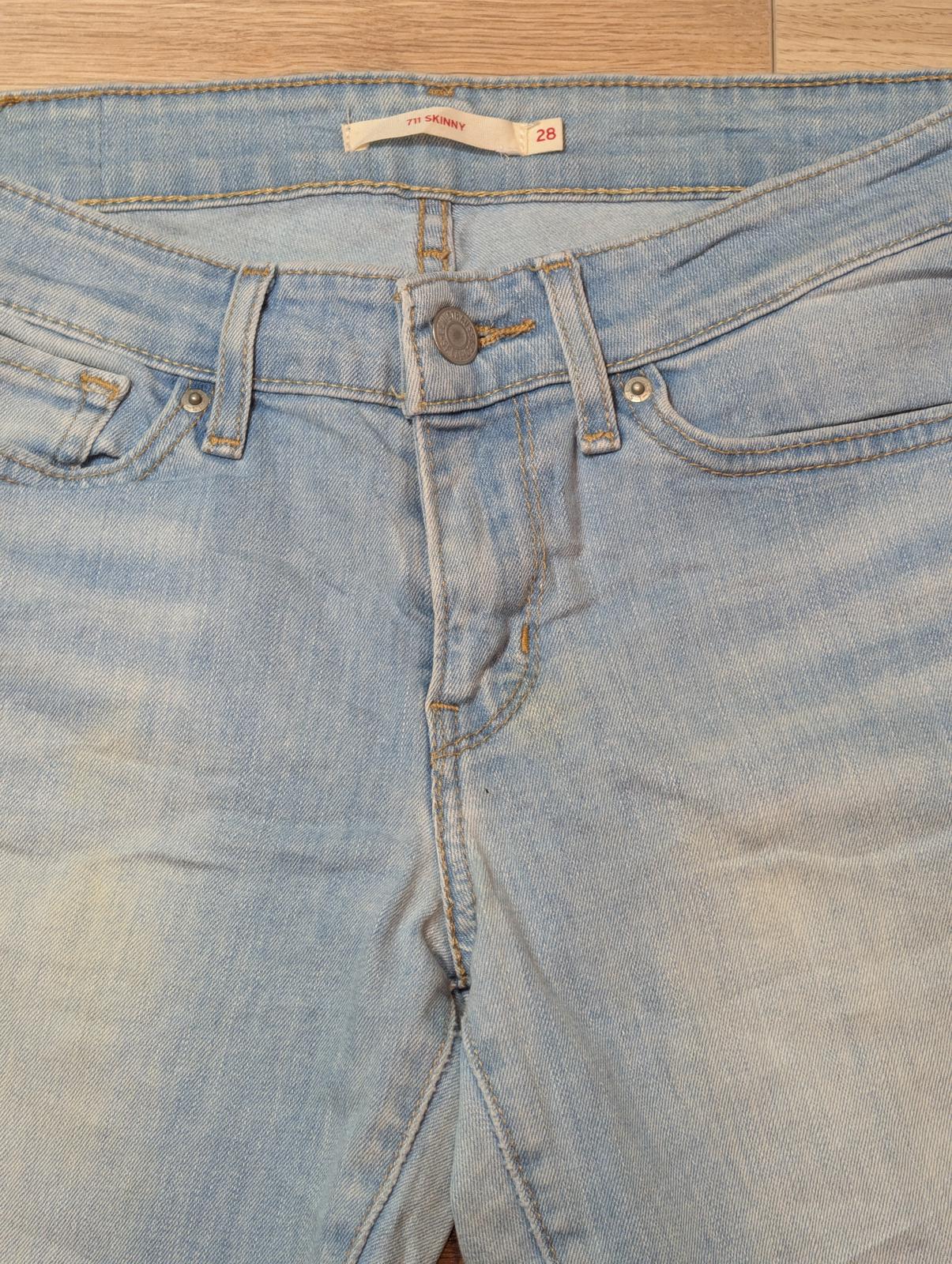 Levi's Women's 711 Skinny Jeans - Blue - Size 28W 30L