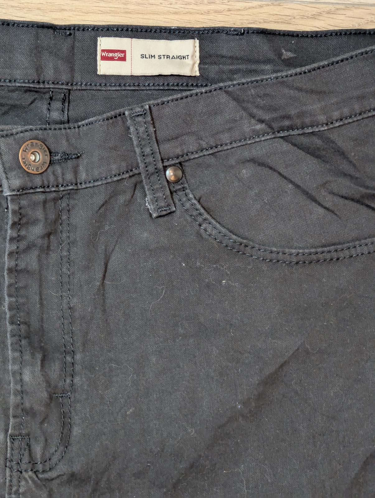 Wrangler Men's Slim Straight Jeans - Black - Size 36W 30L
