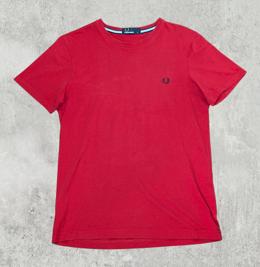 Fred Perry Men's T Shirt - Red - Size Small