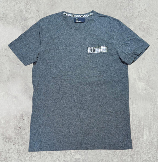 Fred Perry Men's T Shirt - Grey - Size Small