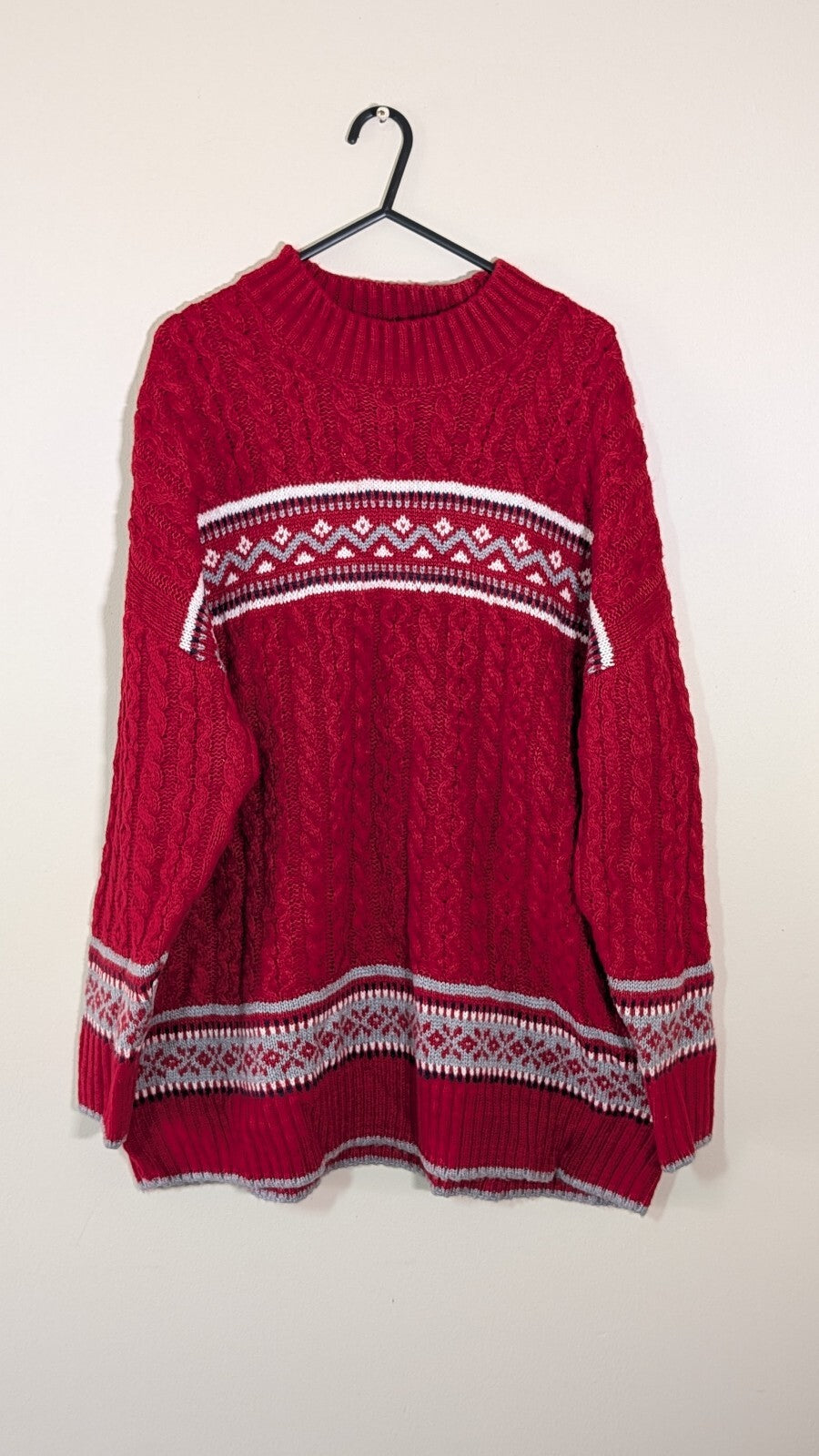 Isle Women's Sweatshirt Jumper - Red - Size 22