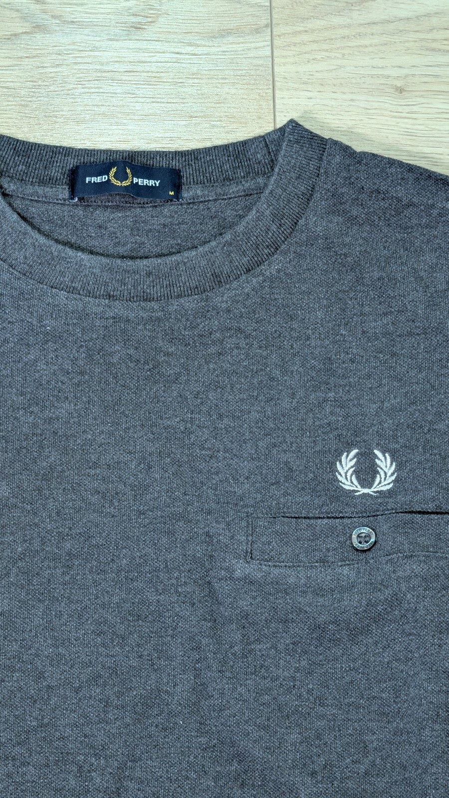 Fred Perry Men's T Shirt - Grey - Size Medium