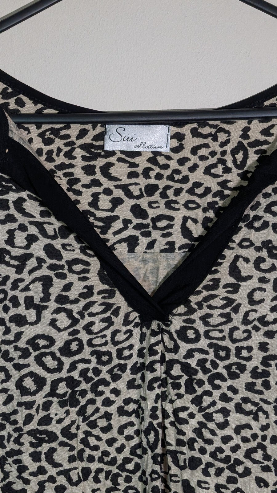 Sui Collection Women's Leopard Print Vest T Shirt - Beige - Size Medium