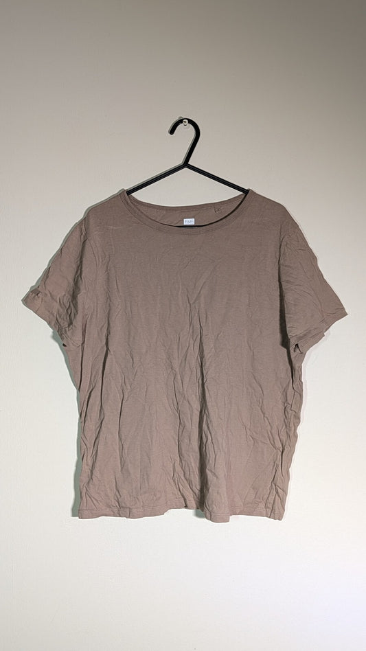 F&F Women's T Shirt - Brown - Size 16