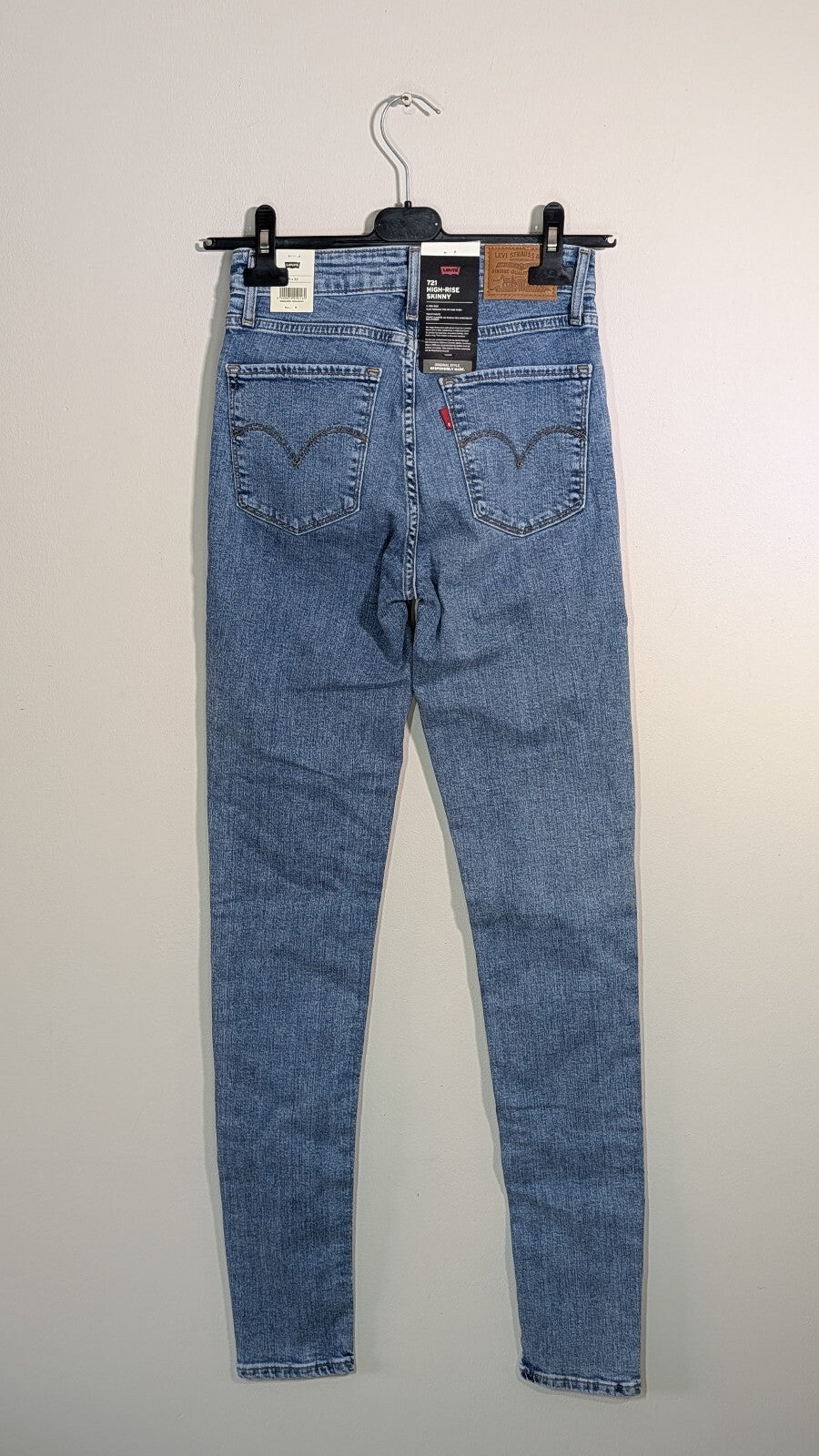 Levi's Women's 721 High Rise Skinny Jeans - Blue - Size 25W 32L