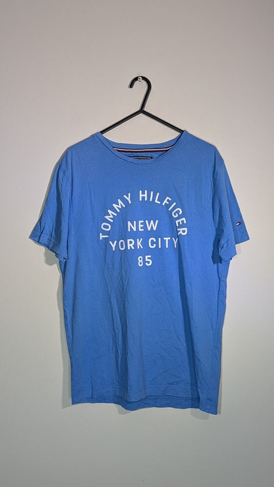 Tommy Hilfiger Men's T Shirt - Blue - Size Small