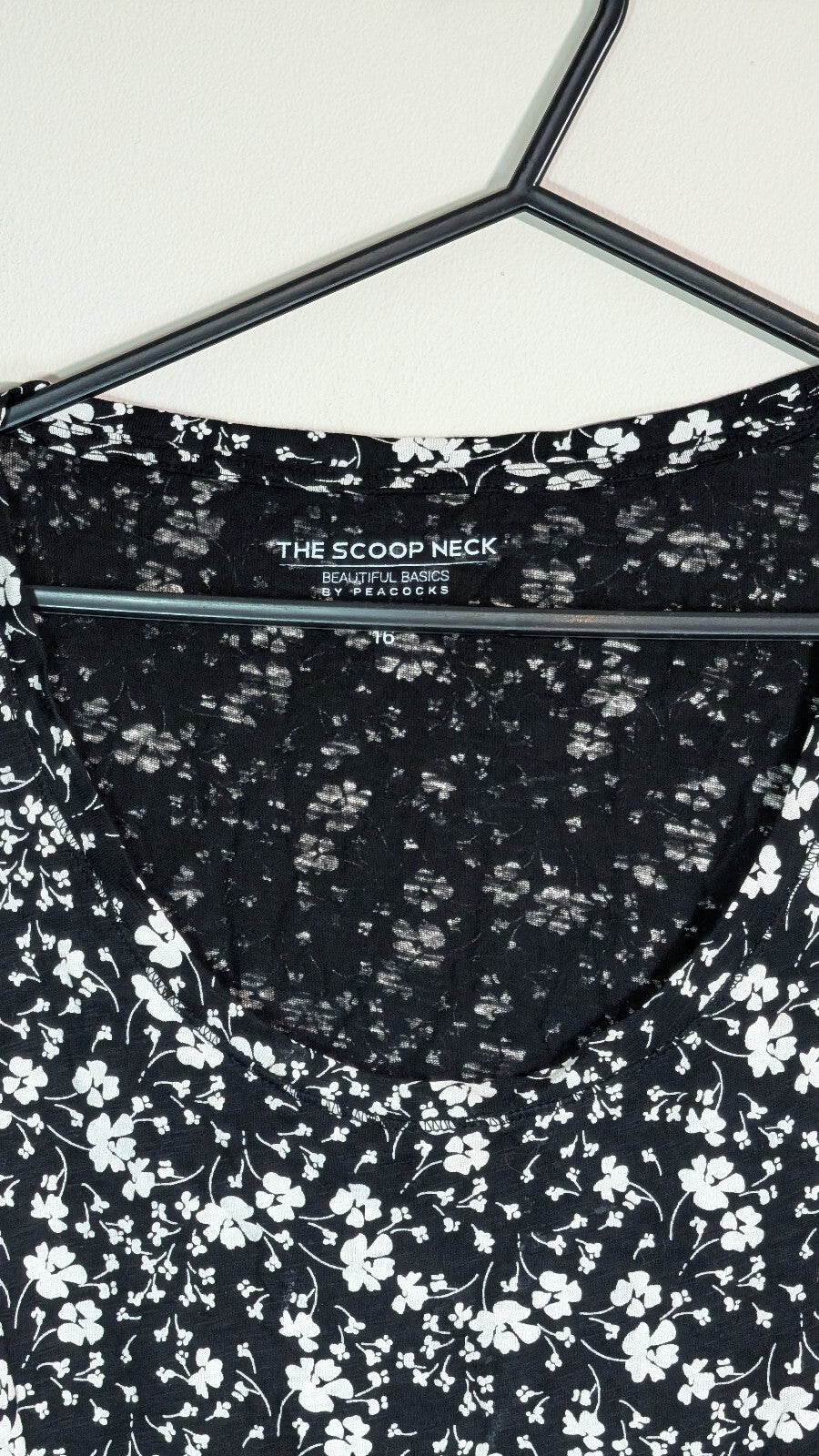 Peacocks Women's Floral T Shirt - Black - Size 16