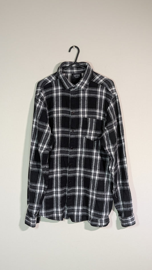 Boohoo Men's Check Shirt - Black - Size Large