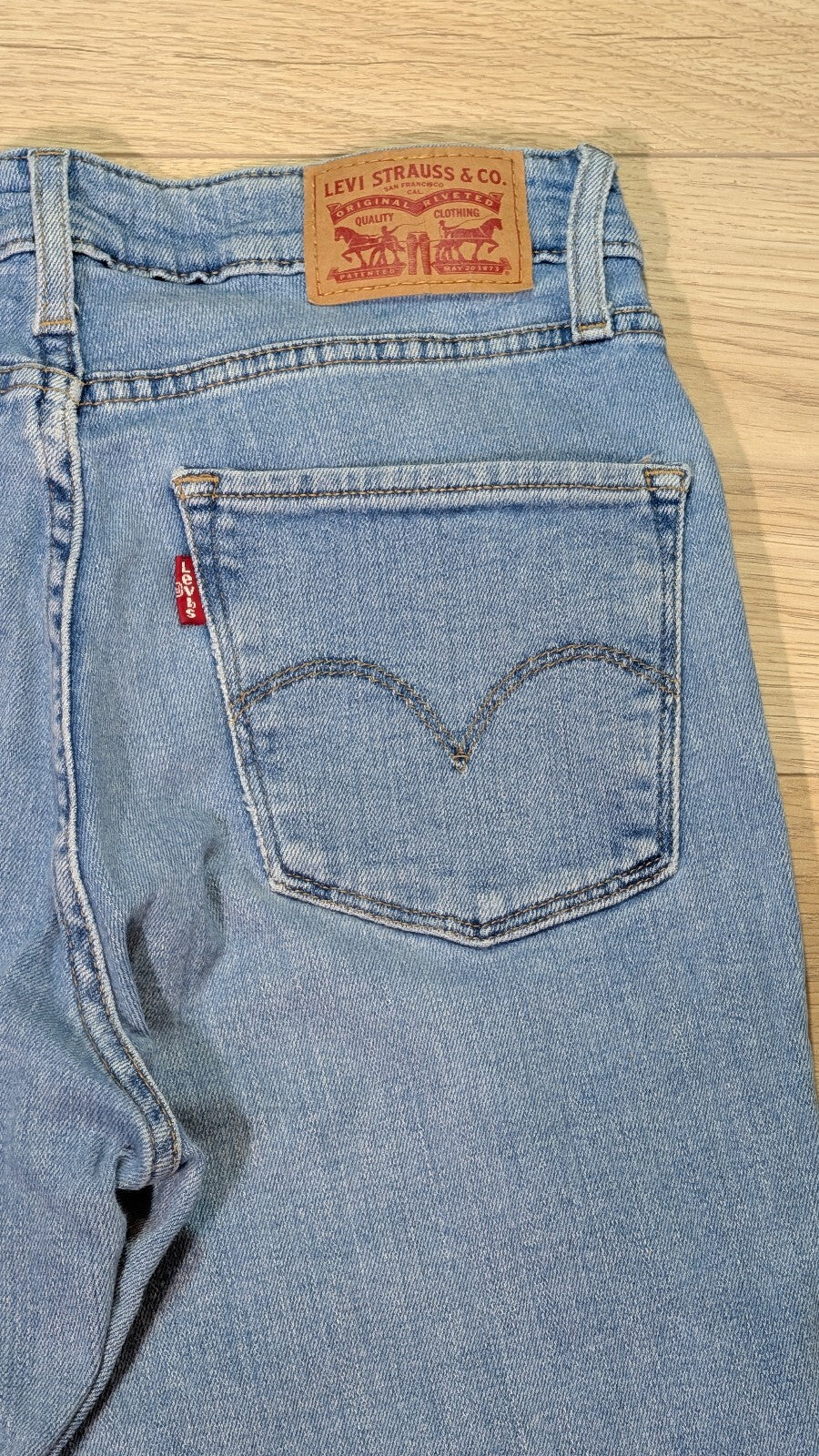 Levi's Women's 721 High Rise Skinny Jeans - Blue - Size 28W 30L