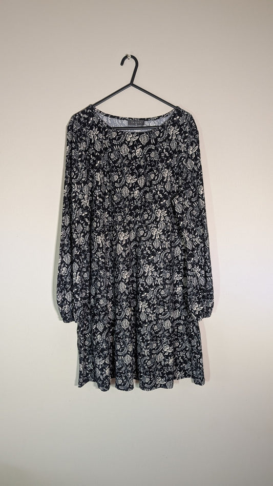 Papaya Women's Floral Dress - Black - Size 16
