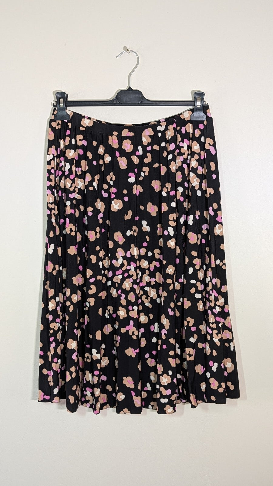 Love & Roses Women's Skirt - Black - Size 14
