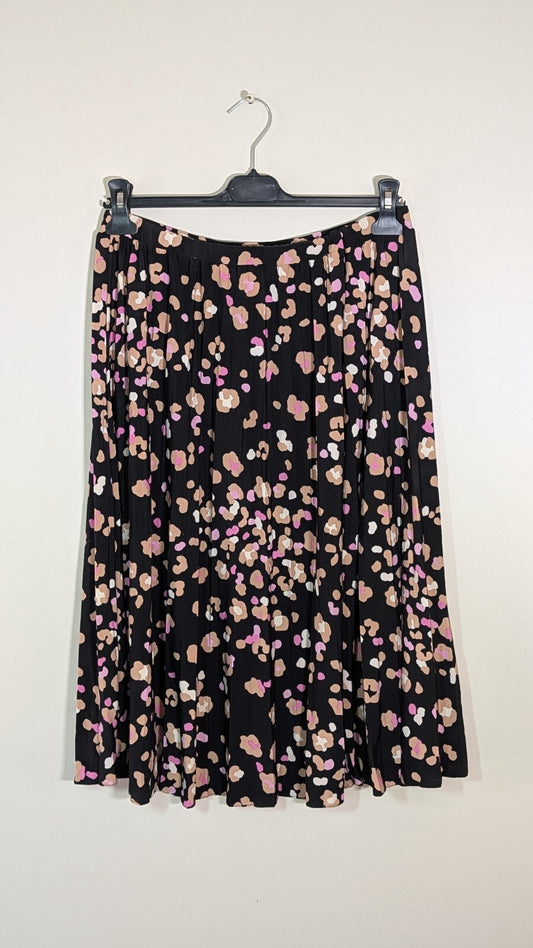 Love & Roses Women's Skirt - Black - Size 14