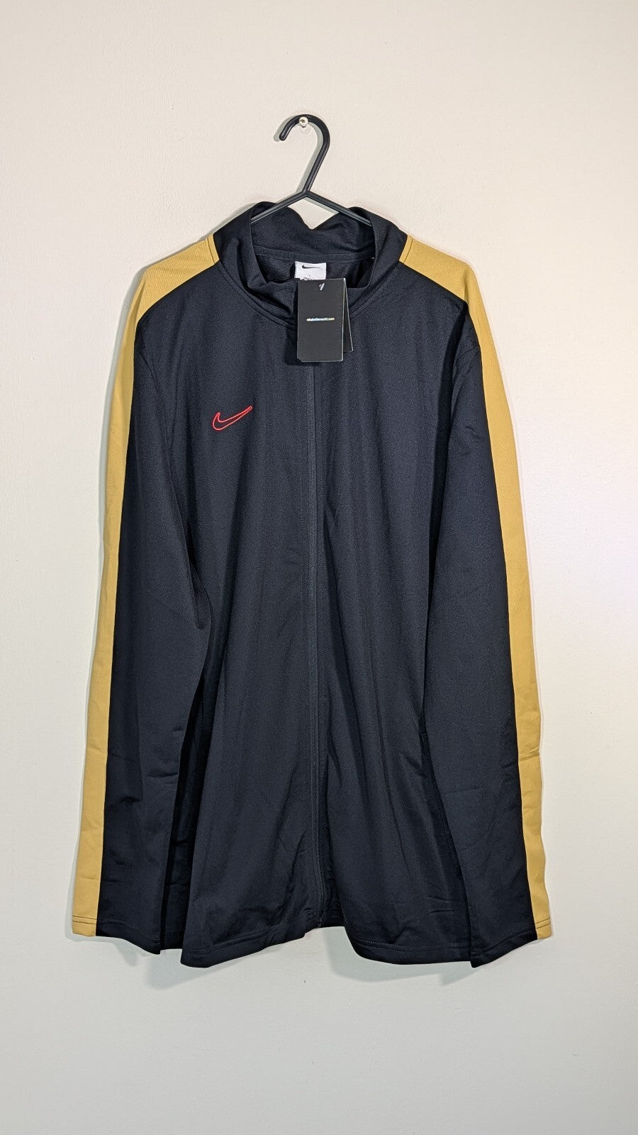 Nike Men's Slim Fit Jacket - Black - Size XXL