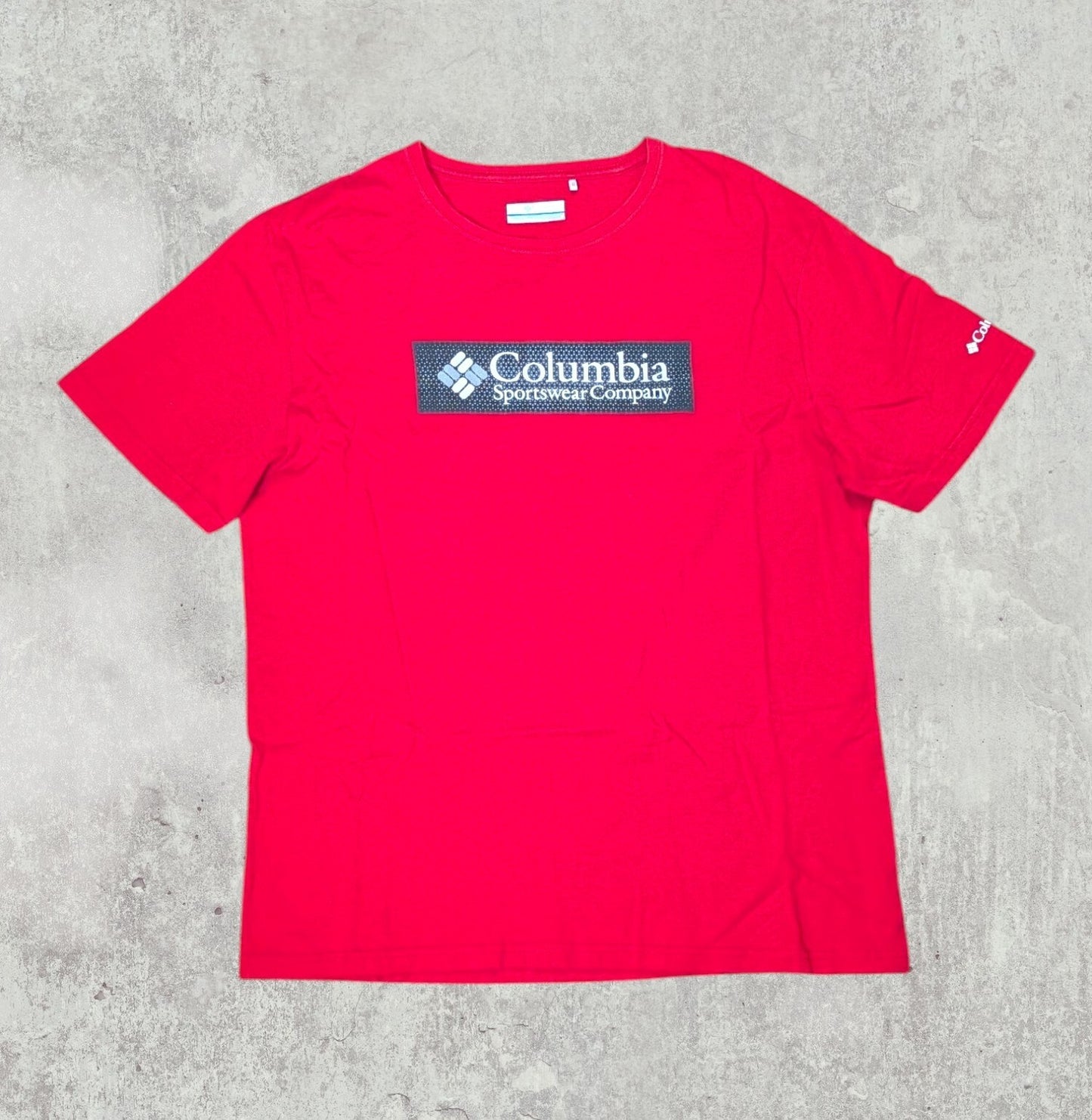 Columbia Men's T Shirt - Red - Size Medium