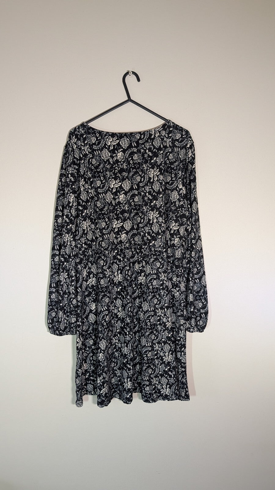 Papaya Women's Floral Dress - Black - Size 16