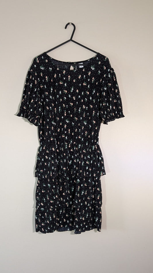 H&M Women's Floral Dress - Black - Size Small
