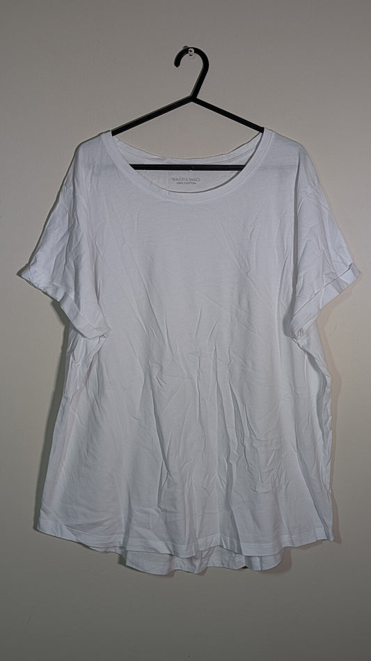 Peacocks Women's T Shirt - White - Size 20