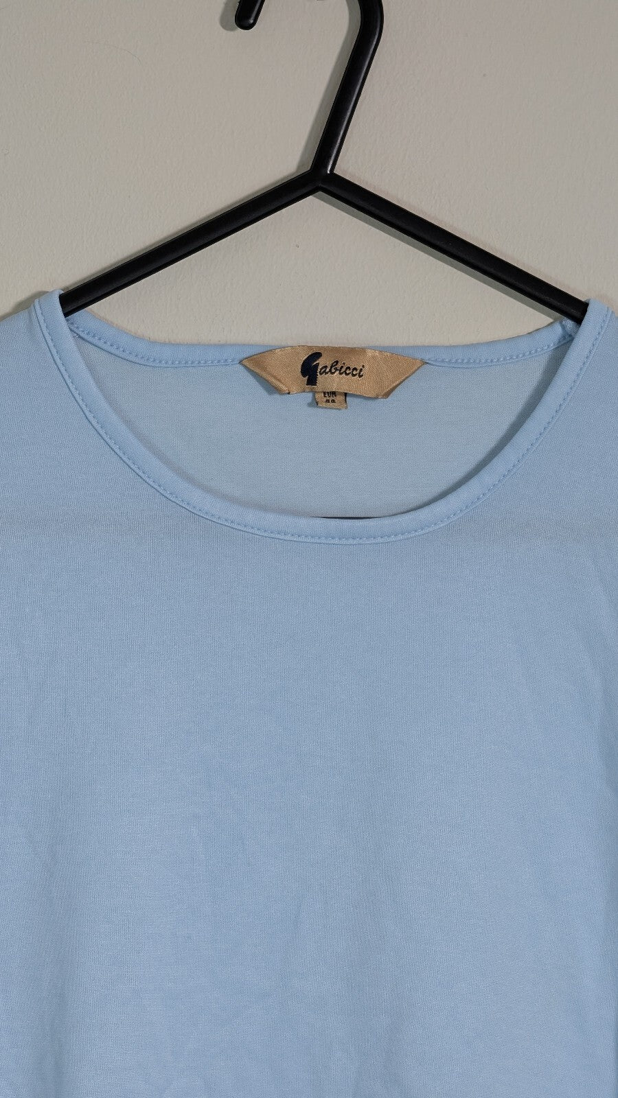 Gabicci Women's T Shirt - Blue - Size 16