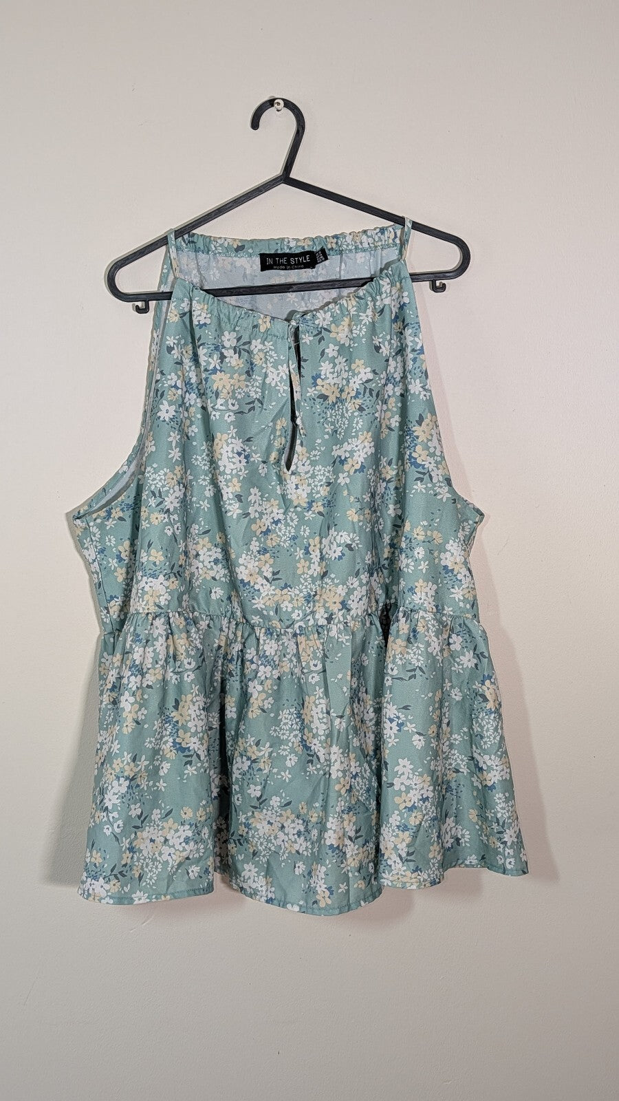 In The Style Women's Floral T Shirt - Green - Size 18
