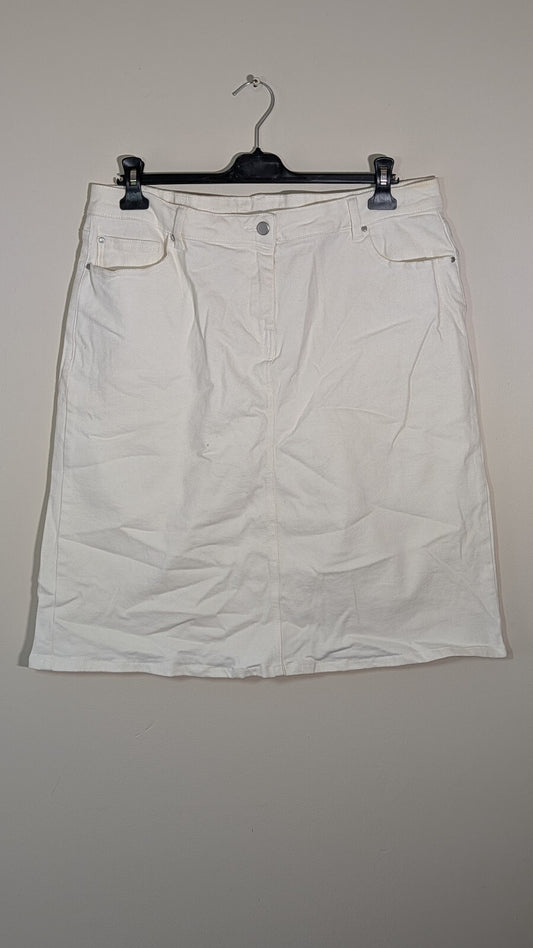 Roman Women's Skirt - White - Size 18