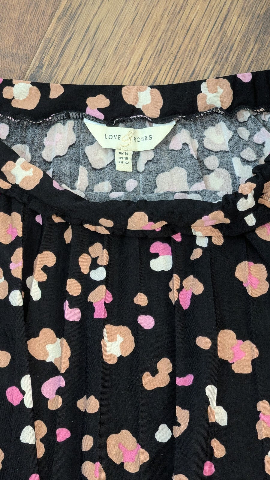 Love & Roses Women's Skirt - Black - Size 14