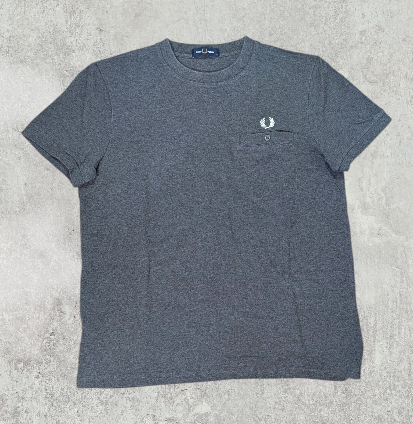 Fred Perry Men's T Shirt - Grey - Size Medium