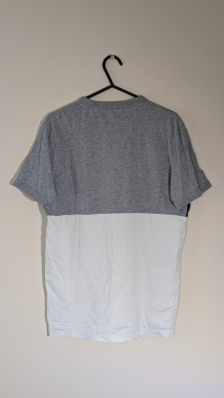 Fred Perry Men's T Shirt - White - Size Small