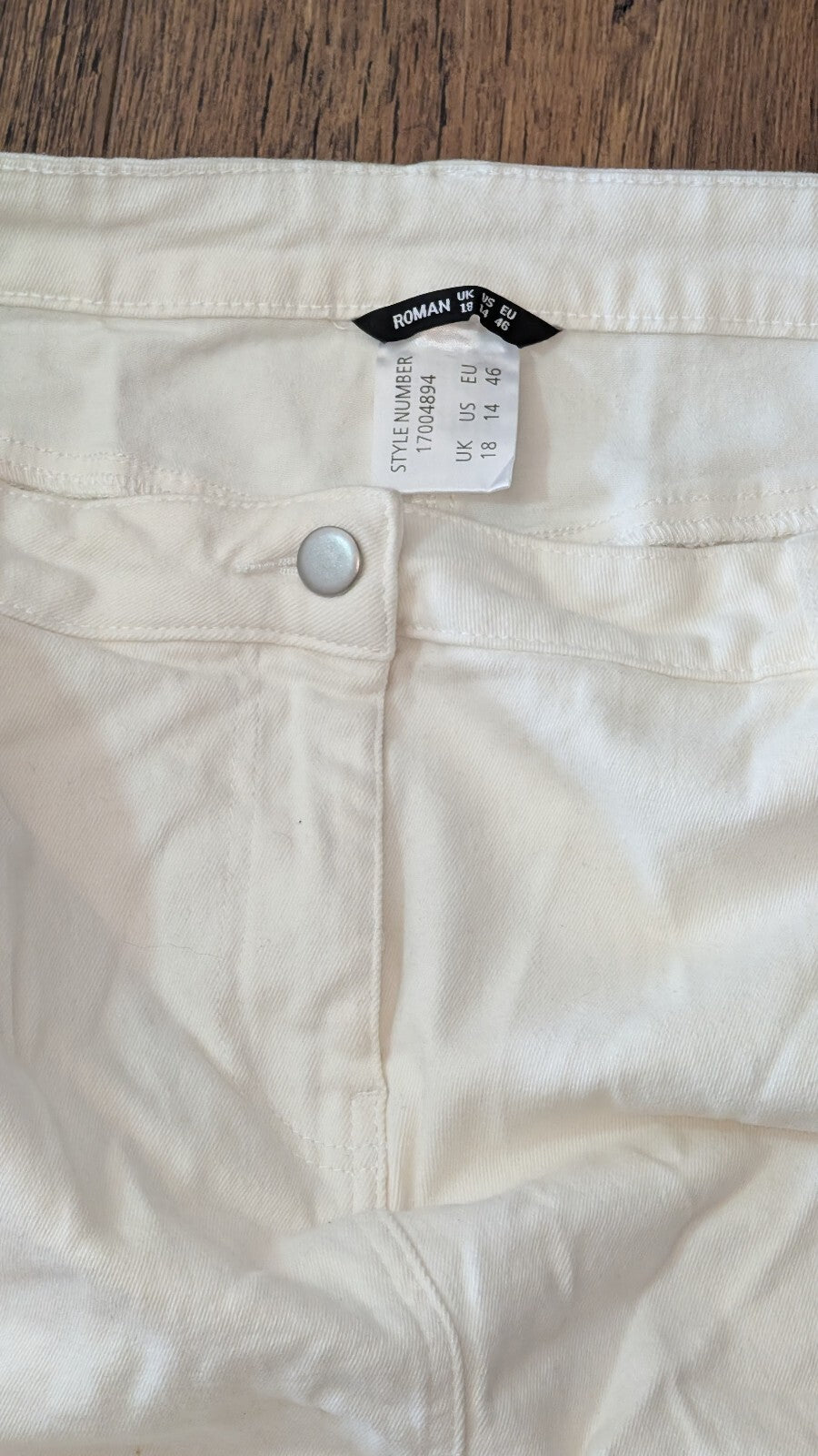 Roman Women's Skirt - White - Size 18