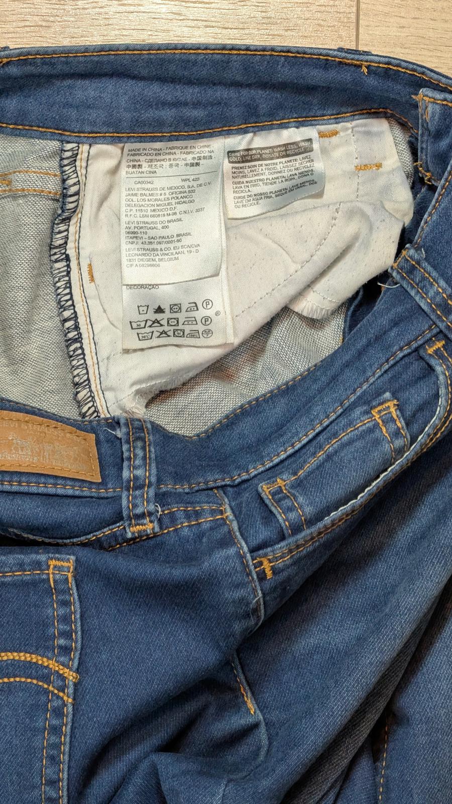 Levi's Women's Skinny Jeans - Blue - Size 26W 30L