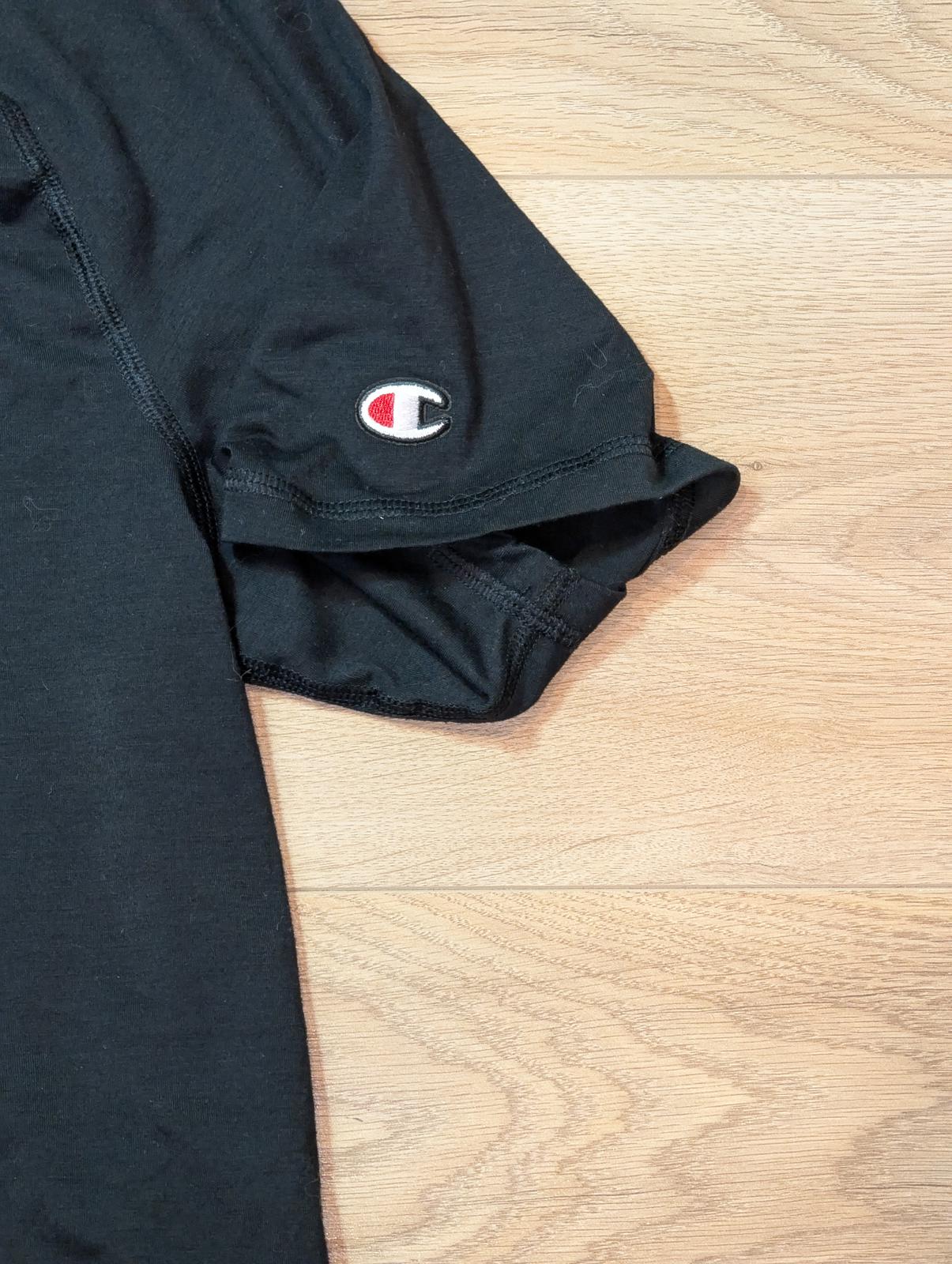 Champion Men's T Shirt - Black - Size Small