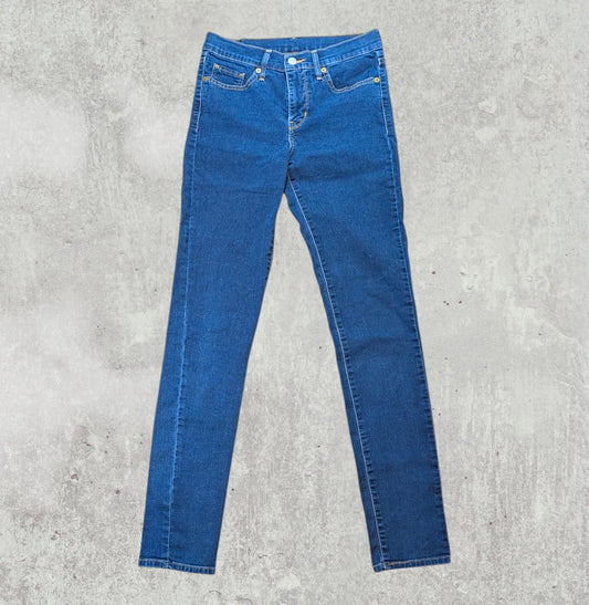 Levi's Women's Skinny Jeans - Blue - Size 28W 32L