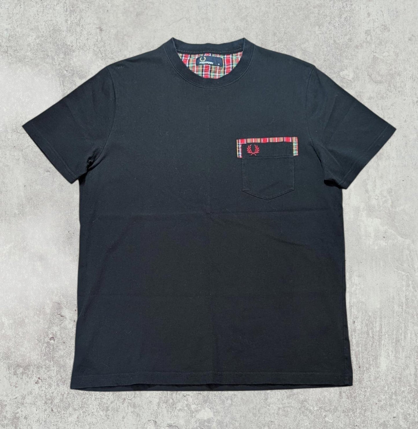 Fred Perry Men's T Shirt - Black - Size Medium