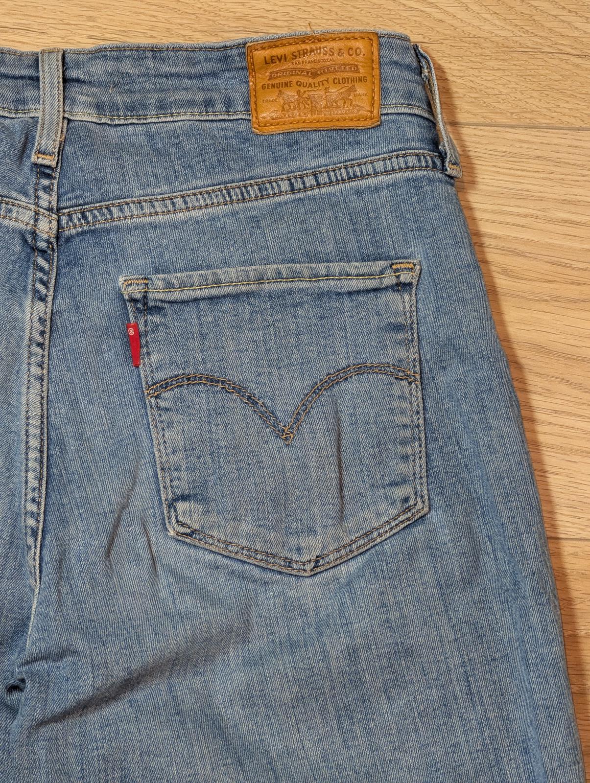 Levi's Women's 721 High Rise Skinny Jeans - Blue - Size 28W 30L