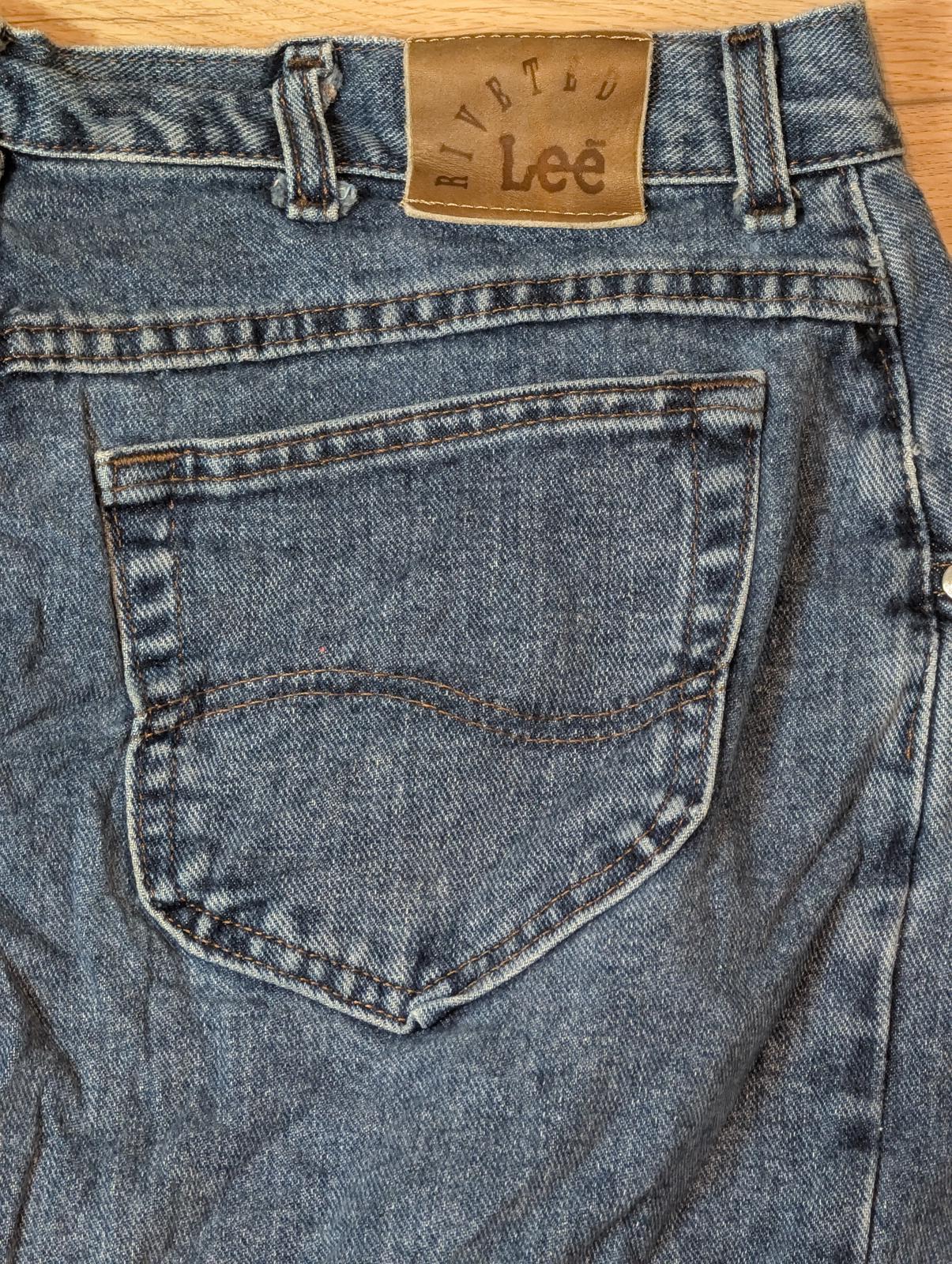 Lee Women's Riveted Straight Jeans - Blue - Size 36W 26L